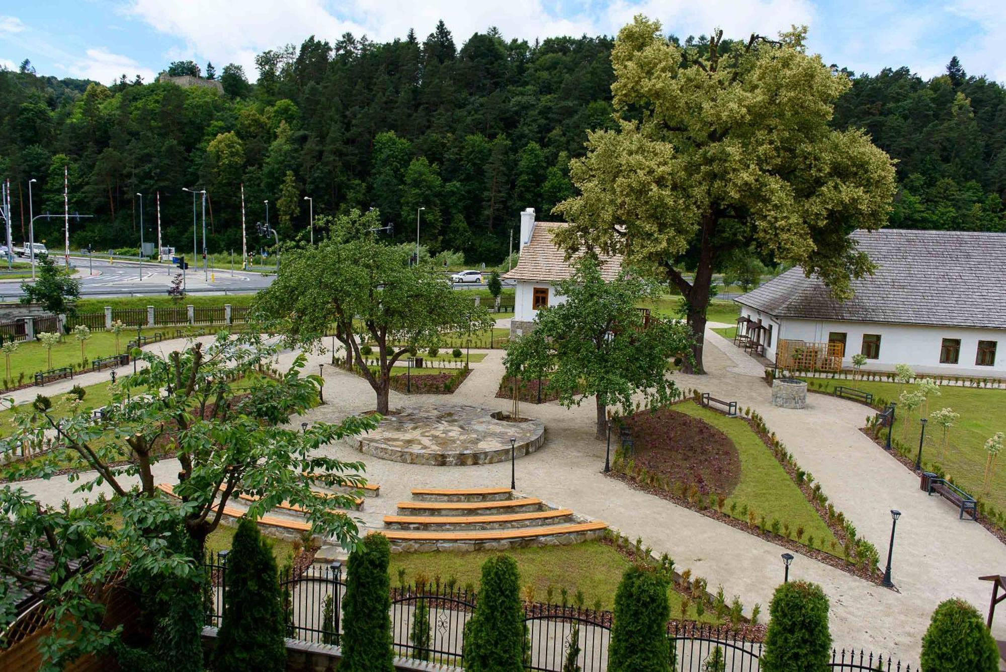 Villa Turris Apartamenty Przy Muszynskim Zamku Muszyna Exterior foto